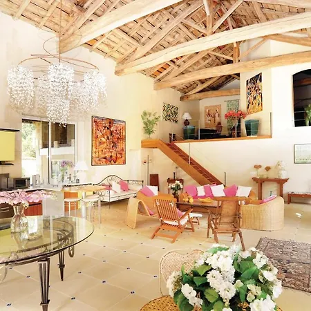 Nyaraló Nice In W/ 3 Bedrooms *