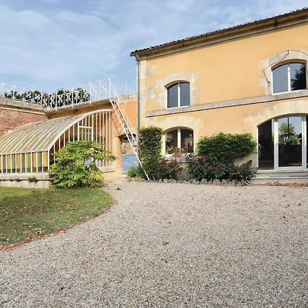 Nice In W/ 3 Bedrooms Nyaraló *